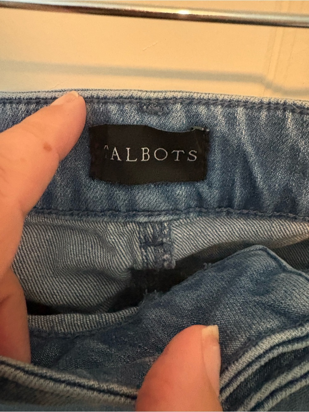 Talbots Medium Wash Wide-Leg Jeans Rolled Cuff - Picture 5 of 7